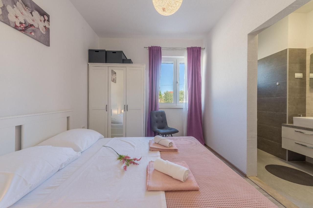 Villa Tara Zadarvillas Tinj Exterior foto