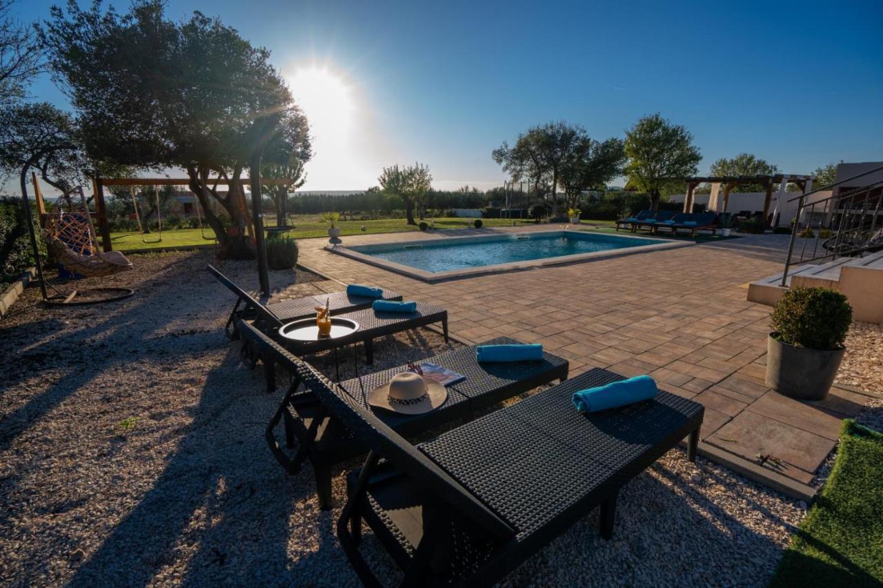 Villa Tara Zadarvillas Tinj Exterior foto