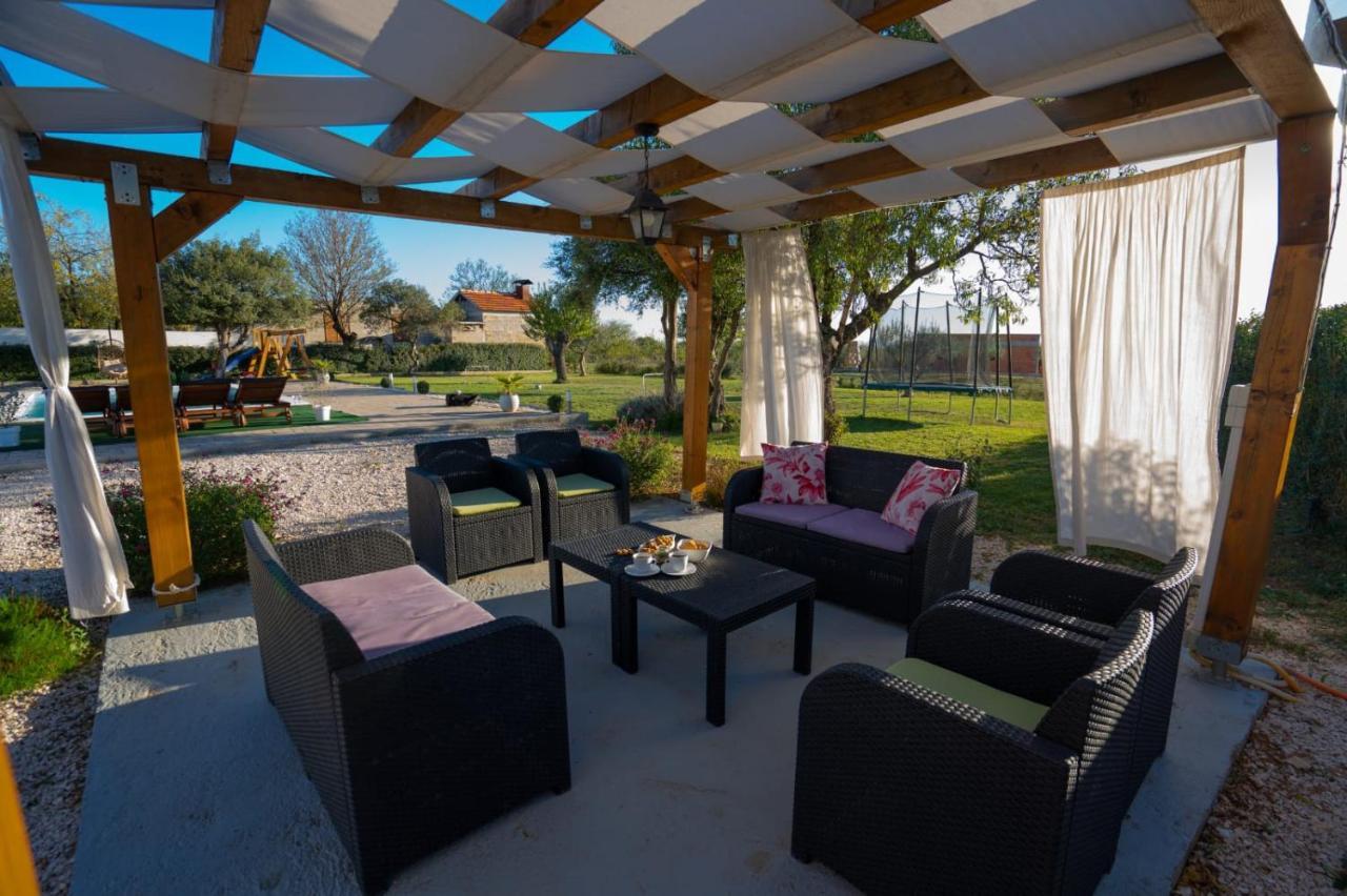 Villa Tara Zadarvillas Tinj Exterior foto